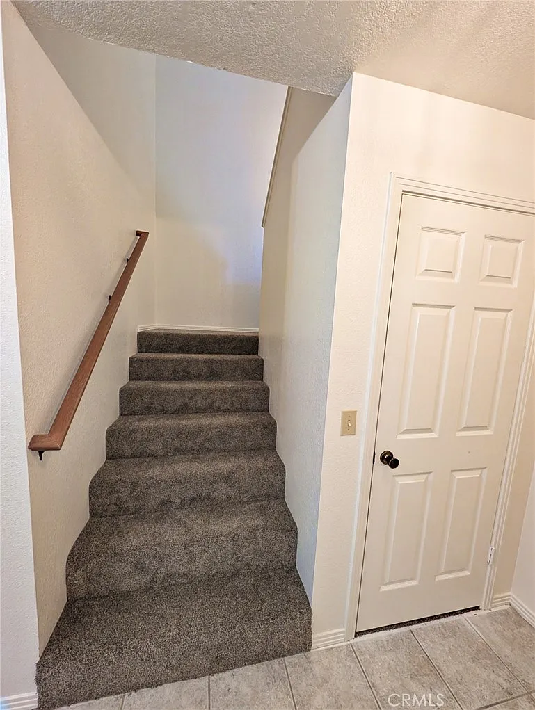 3 bed, 1488 sqft, $3,400 — Photo 4
