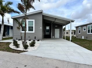 27 Nyborg Ave #27, North Fort Myers, FL 33903