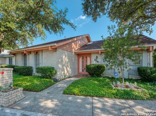 8361 Windway Dr, Windcrest, TX 78239