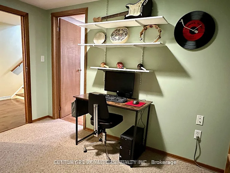 404 Trent St W #BASEMENT — Photo 20