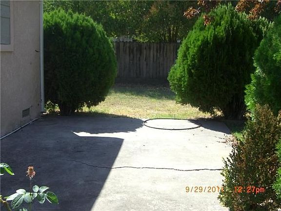 2nd image of 1442 68th Ave