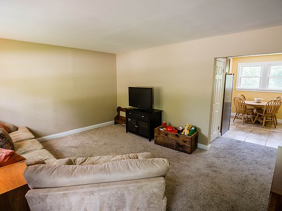 4th image of 4816 Pride Pkwy