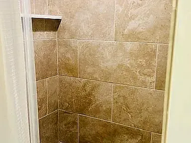 1065 Waldon Ct — Photo 12