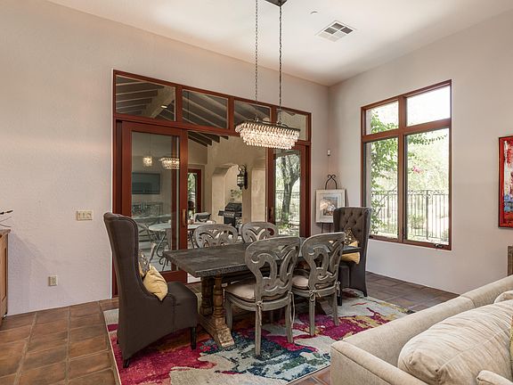 5th image of 3044 S Primrose Ct