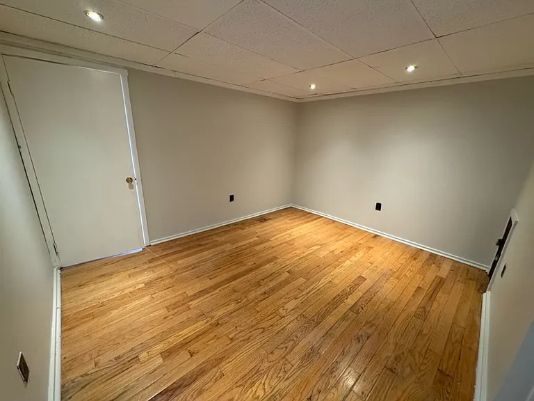 2980 Richmond St #2R — Photo 5