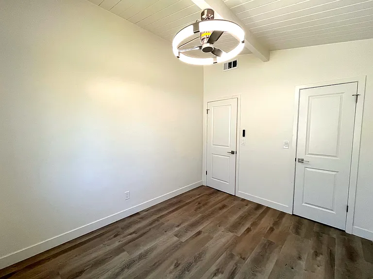 803 N Citrus Ave #803 — Photo 17