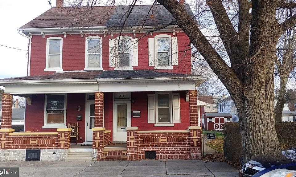 1st image of 407 E Mifflin St