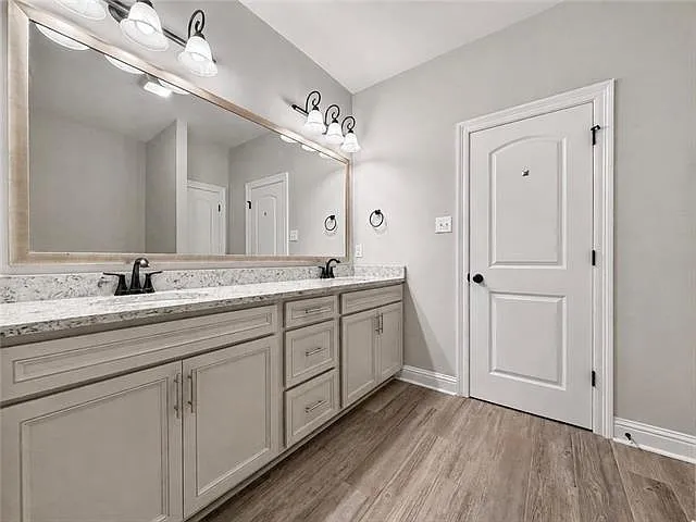 496 Tiger Ave — Photo 14