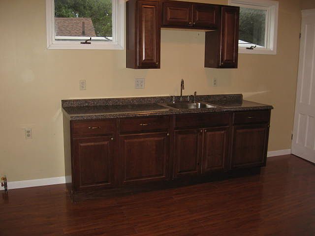 1st image of 221 Seward St