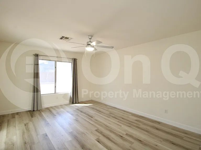 1562 S Monterey St — Photo 11