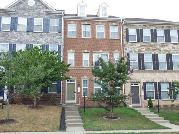 1604 Kinnaird Ter NE