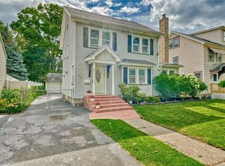 406 Oakwood Rd, Rochester, NY 14616