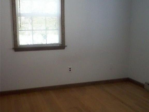 2 bedroom with closet space