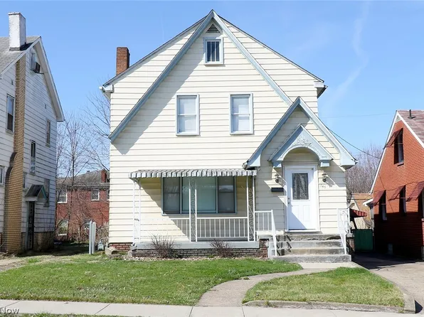 745 Brady Ave, Steubenville, OH 43952