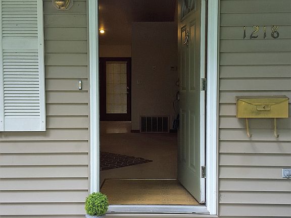 Front View of Duplex