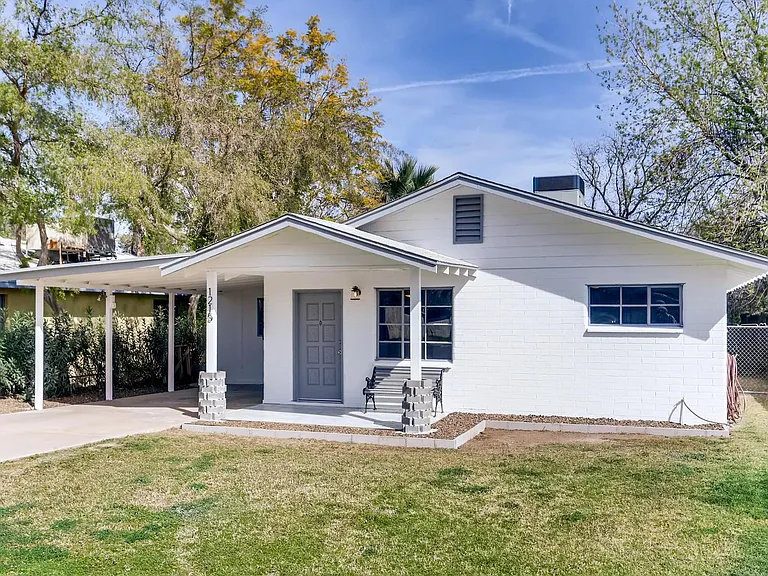 1215 S Judd St — Photo 14