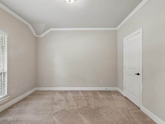 5th image of 10700 Promenade Ter