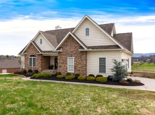 840 Montgomery Ln, Maryville, TN 37803