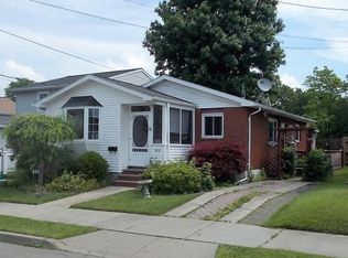 320 Rogers Ave, Endicott, NY 13760