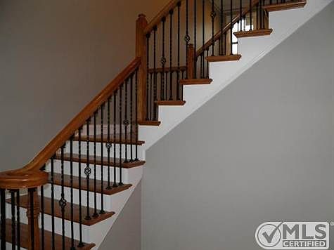 2nd image of 356 Big Oak Dr