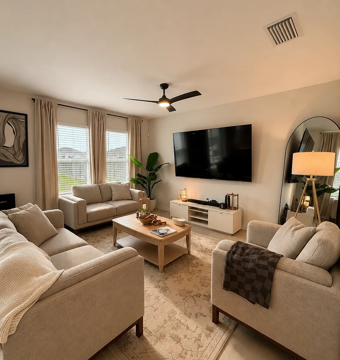 4 bed, 2.5 bath, 2780 sqft, $2,650 — Photo 2