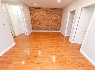 2533 36th St #3F, Astoria, NY 11103
