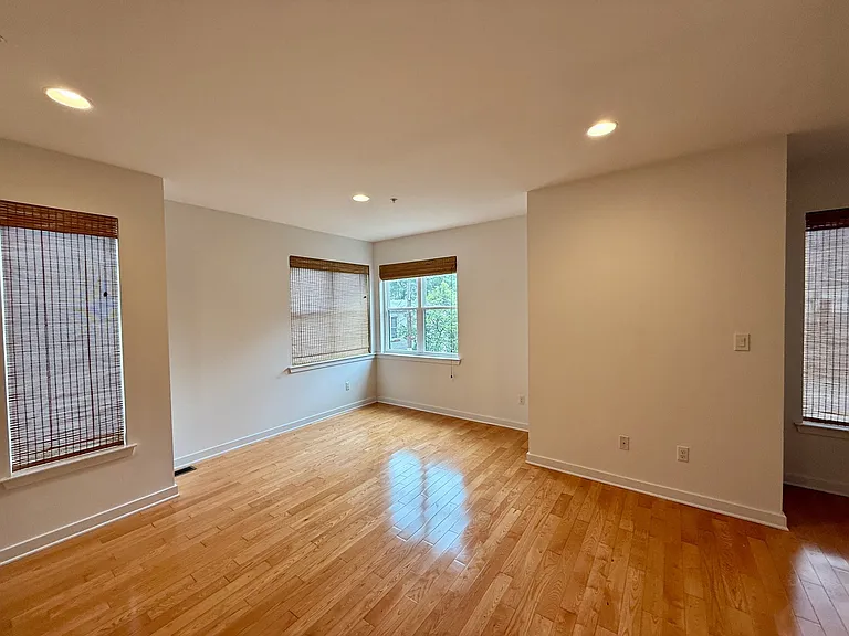 115 Haines St — Photo 11