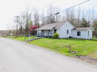 29 S Klepadlo Rd, Lake Ariel, PA 18436