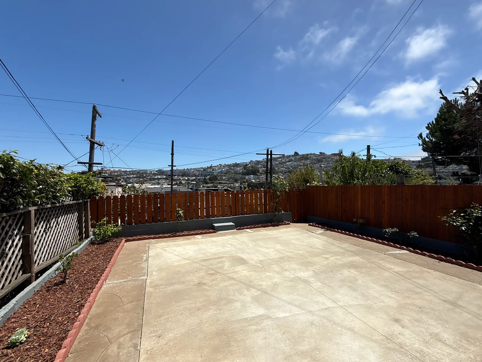 2 bed, 1170 sqft, $4,935 — Photo 2