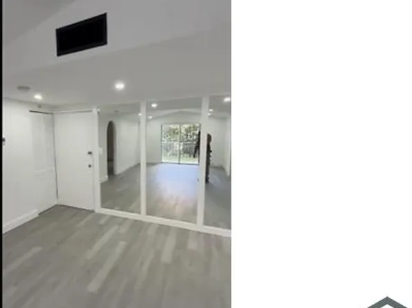 4725 NW 7th St, Miami, FL