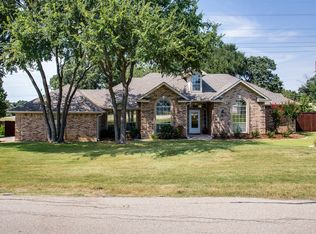 300 Whittier St, Highland Village, TX 75077