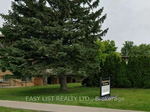 8650 Wyandotte St E #34, Windsor, ON N8S 1T9