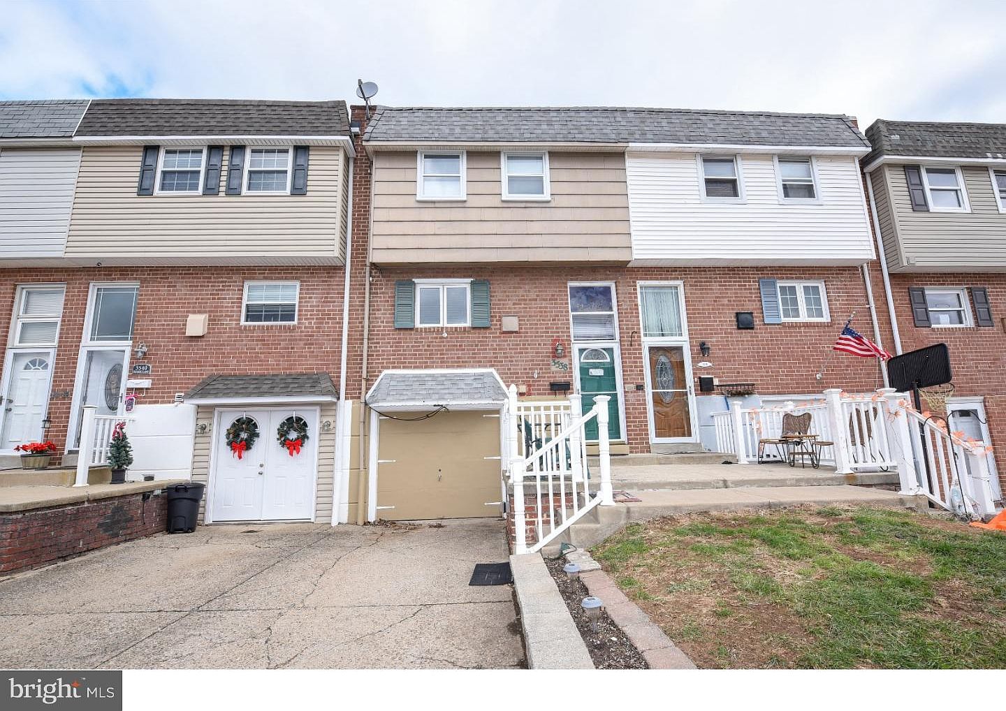 はる 3538 Sussex Ln, Philadelphia, PA 19114 | Zillow