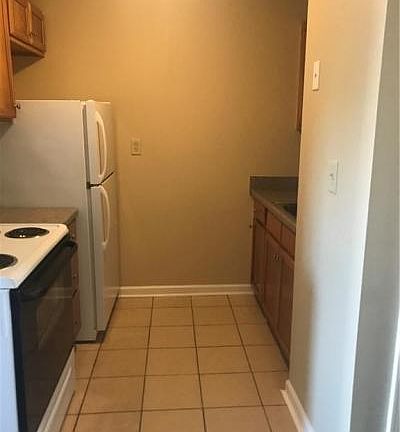 4th image of 1118 Monroe St APT 7