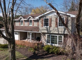 1336 Christina Ln, Northbrook, IL 60062