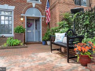 703 Potomac St, Alexandria, VA 22314