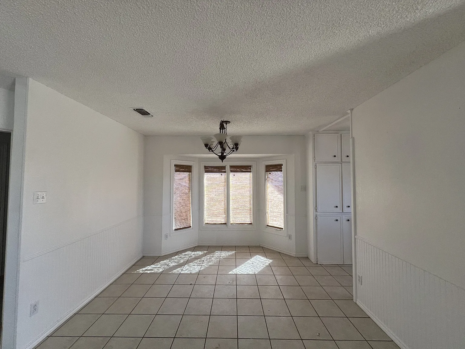 5607 87th Place - PM3 - 1 — Photo 4