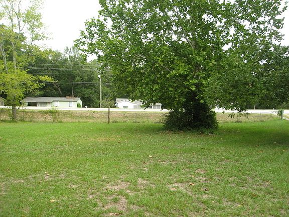 4th image of 313 N Houston Lake Blvd
