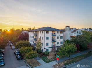 1400 NW 60th St APT 401, Seattle, WA