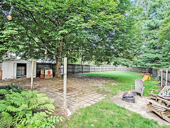 4th image of 3094 Wissing Ln