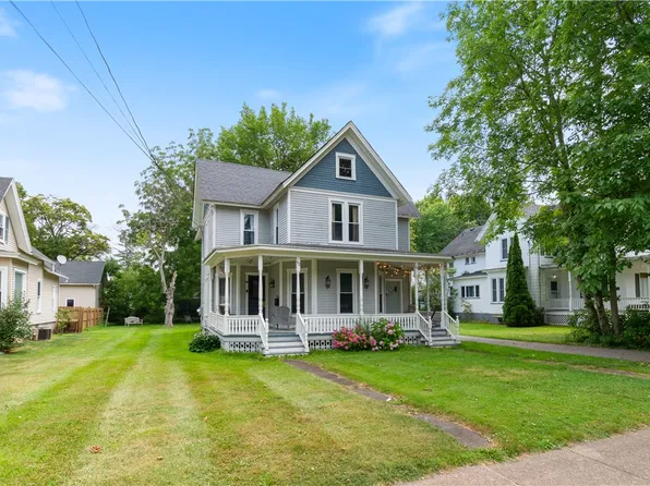 92 South Ave, Webster, NY 14580