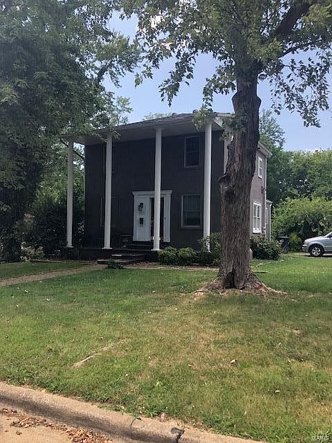1st image of 829 N Missouri St