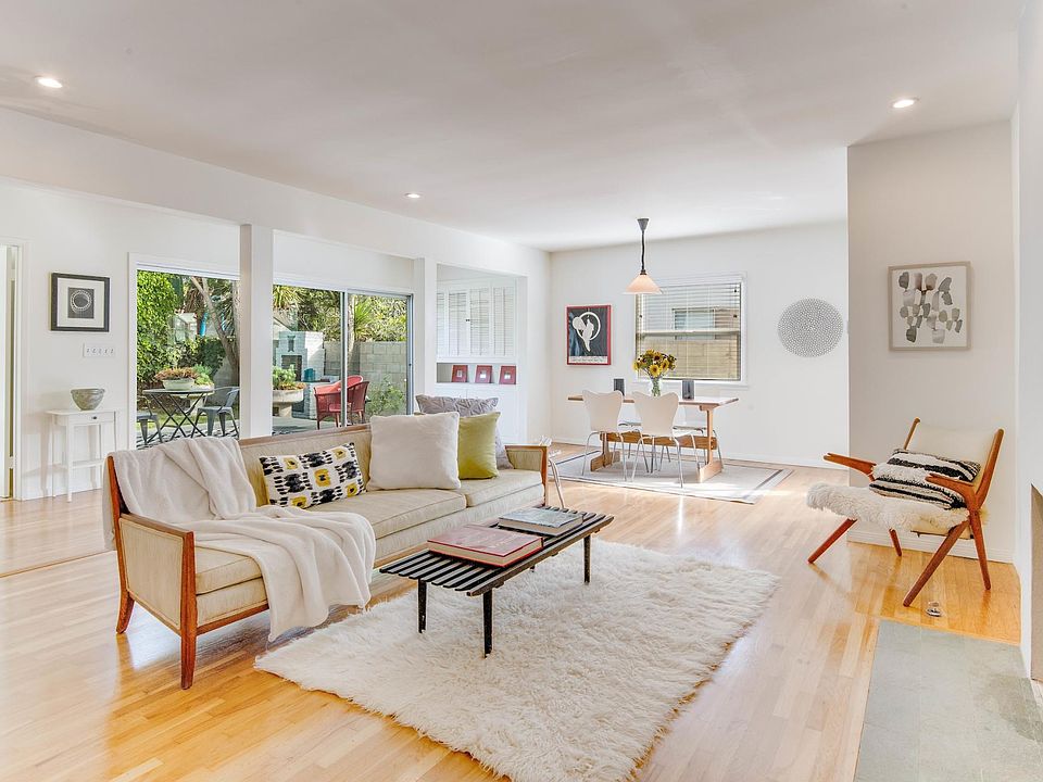 Spacious Open Plan Great Room