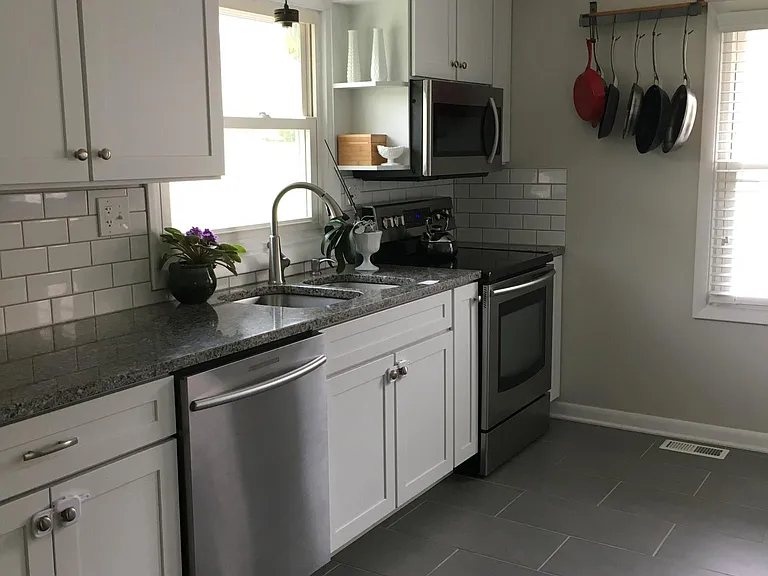 637 S Sappington Rd — Photo 6