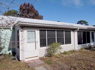 35 Warren Ave, Carrabelle, FL 32323