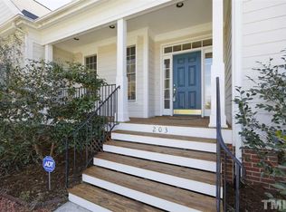203 Weyer Dr, Chapel Hill, NC 27516