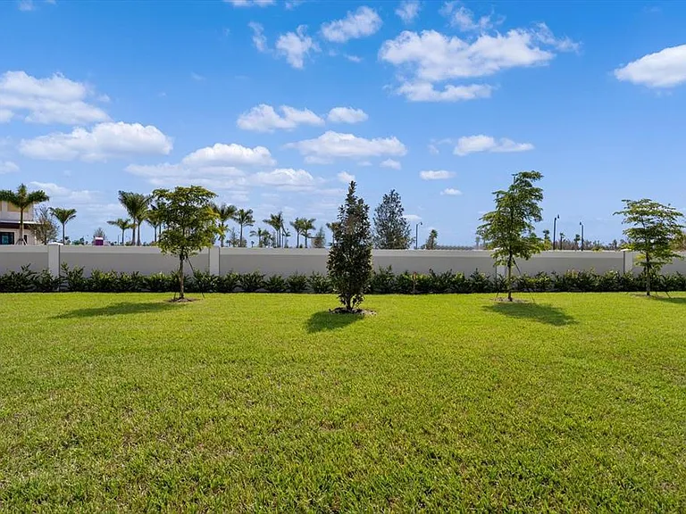 17118 Jadestone Ct — Photo 39