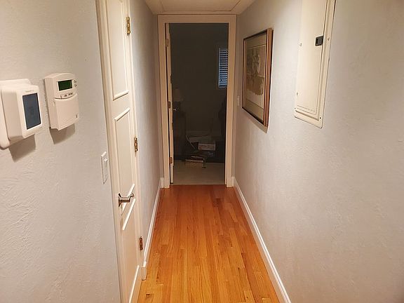 3rd image of 1914 Elizabeth Ave