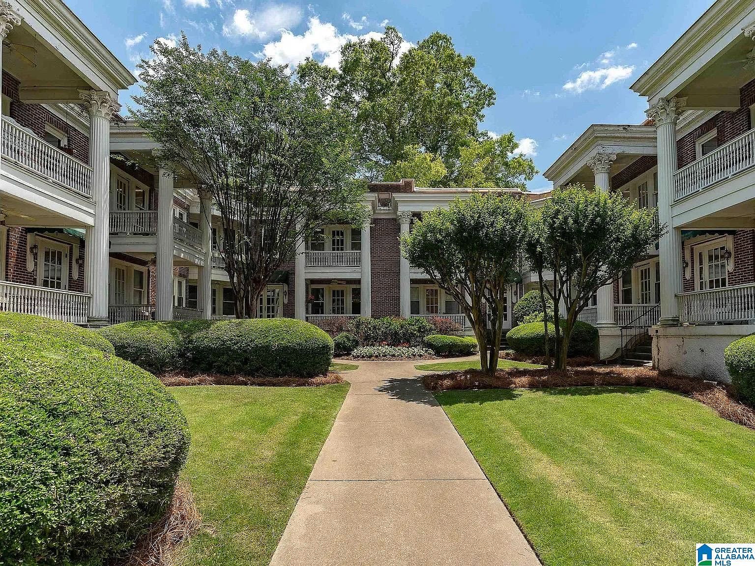 3809 12th Ct S APT B1