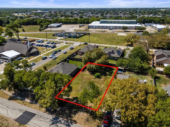 904 E Buffalo St, Forney, TX 75126